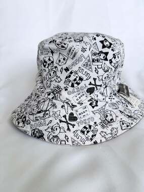 Tokidoki Reversible Bucket Hat Black White Doodle Print